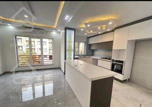 ۱۰۰ متر الاله شرقی