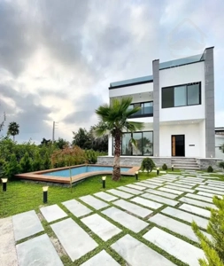 فروش ویلا نما مدرن استخردار/سند تک برگ ۶ دانگ