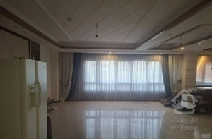 تک واحدی رهن کامل وقابل تبدیل  املاک هستم