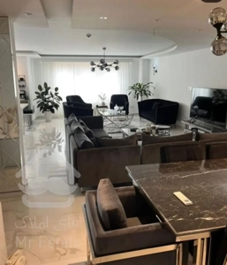 فروش واحد رو به افتاب زیر قیمت نور مشتقیم ۸۰ متر سوپر لاکری