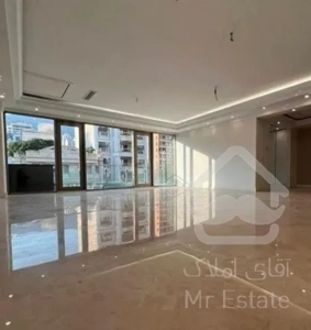 ۹۵متر نوساز سوپرسازه آکواریوم نور معجزه معماری