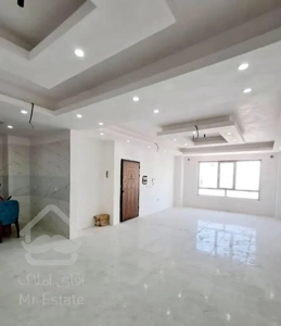 ۱۰۲ متر تکواحدی *جنوبی* هیولا پارکینگ سندی قائمیه