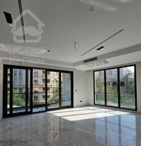 زیر قیـمت،نیــاوران 3 خواب، 235 متر، فول امکانات