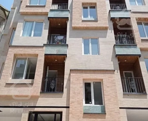 89متر 2 خ شهران طوقانی 8واحدی /5ساله