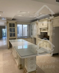 بالاترازمیرداماد۱۶۸متر۳خواب ۲پارکینگ سندی