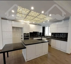 ۱۳۴ متر / سه خواب / دوکله / شهران جنوبی