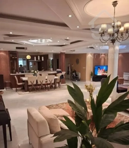 شیرازشمالی ۲۲۰متر فول امکانات ۲پارکینگ