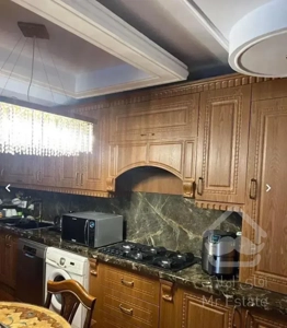 ۱۸۵ متر ۲ پارکینگ ۱۲ فاز یک گوهردشت مطبخ دار