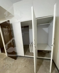 ۱۰۰متری ۷ ساله/۳۰۰متر لابی/۵۰۰متر حیاط/