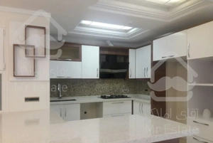 ۱۲۰متر آپارتمان شیک  شهرک لاله