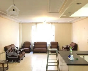 102 متر همکف بالای صادقیه