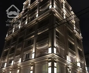 110مترویو شهر سازه برند  2خواب مستر  دورتادور شیشه