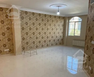 آپارتمان ۸۵متری.بازسازی شده.شهرک راه اهن.سروستان