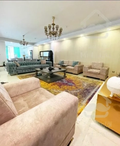 ۱۱۰متر آپارتمان در نیاوران