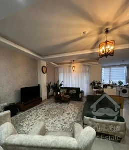 105 متر نوساز 2 خواب شهرزیبا میدان کودک قابل تبدیل