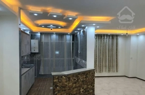 فروش آپارتمان ۸۳ متری ۲ خوابه طبقه ۴