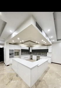 ۱۲۴ متر نوساز تکواحدی فول امکانات