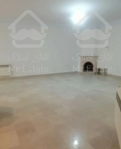 موسیوند نزدیک خ کریمی ۱۳۸ متر ۳ خوابه