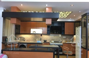 تک واحدی، پاییزان