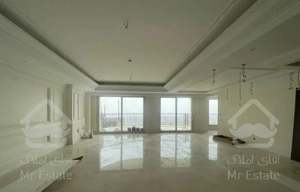 ۱۹۸ متر برج آجودانیه/چشم انداز /غرق در نور