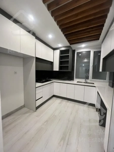 فروش اپارتمان 2 خوابه در میرداماد