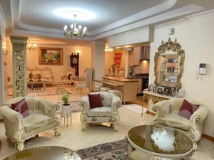 فروش آپارتمان 2 خوابه در ونک