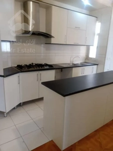 فروش 83 متری اختیاریه جنوبی