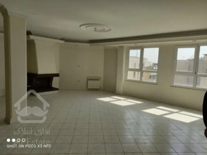 فروش 120 متری اختیاریه