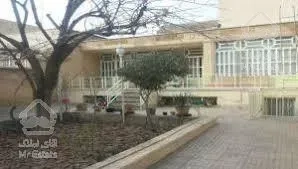 فروش کلنگی 135 متری ظفر