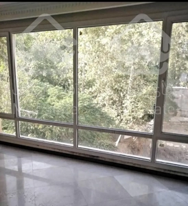 آپارتمان 150متر.3خواب جماران. حسن پور