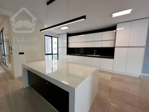 فروش اپارتمان 218 متری زعفرانیه