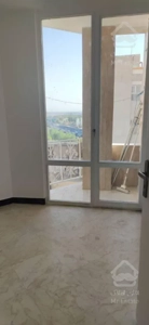 ٨١ متر / فول امكانات / ٢ خواب عالى