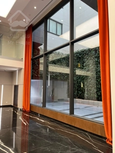 فروش اپارتمان 240 متری زعفرانیه