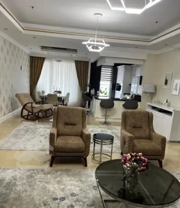 ۱۳۰ متر / بلوار ۲۴ متری غربیها /