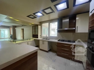 فروش زعفرانیه 140 متر 3 خواب فول مشاعات