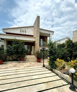 ویلاباغ۳۰۰متری‌سند۶دانگ/شهرکی جنگلی،جوازساخت