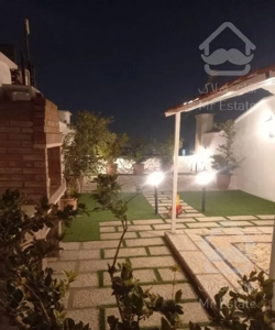 ویلا سه طبقه یکجا نوساز حیاط دار سرسبز فول آپشن