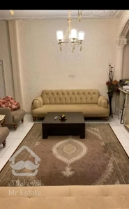 ۲تا واحد ۱۰۰متری دربستی با حیات،۳۰متری زیر زمین