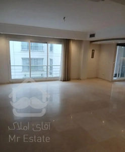 اپارتمان ۱۲۰ متری دو خواب /یخچال