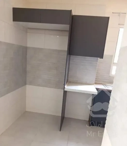۹۰ متری نوساز  جردن  زیر ۴۰  تومن