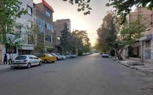 اقبال لاهوری 70 متر با 25متر حیاط