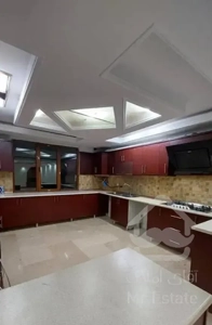 ۱۲۲ متر۲ خ / تاپ لوکیشن/ فول تکواحدی/ نارمک