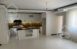 106 متر 2خ شمال فردوس شرق 7 ساله