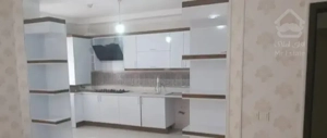 آپارتمان ۱۱۰ متر  نوساز۱۴۰۴