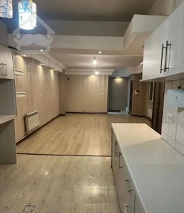 گوهردشت فاز یک آپارتمان طبقه۵ رو به نما۹۵ متر