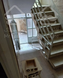 آپارتمان ۴۰ متری تمیز