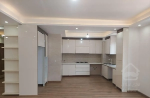 خیابان خرمشهر زوج آپارتمان ۱۳۶ متر فول