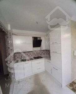 ۶۲متر روبه افتاب با بالکن