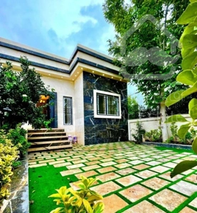 فروش ویلا۲۰۰متری شهرکی با نگهبانی۲۴ساعته سنددار