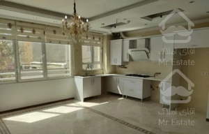 آپارتمان/۸۱ متر/فول امکانات/۳ساله/پونک